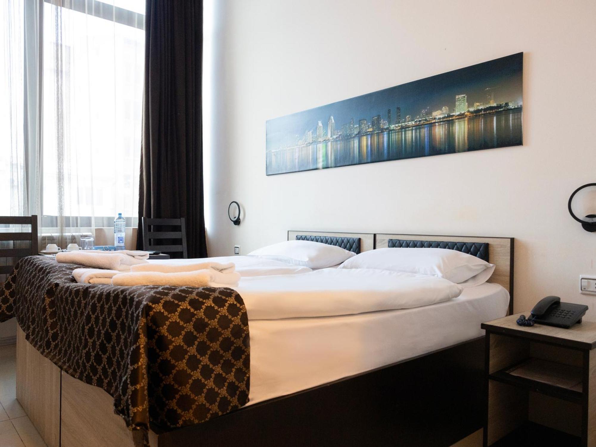 Comfort Hotel Ереван Екстериор снимка
