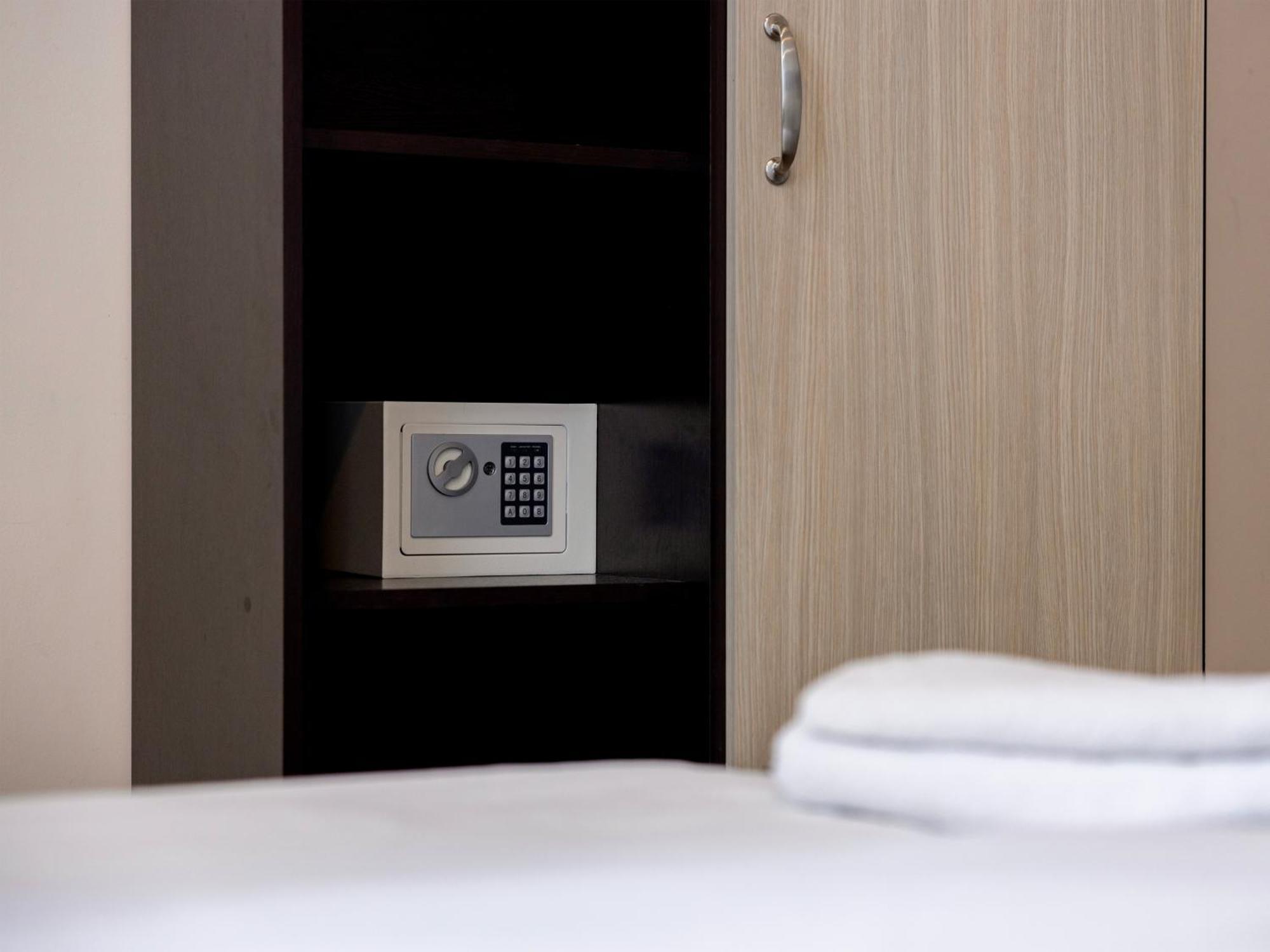 Comfort Hotel Ереван Екстериор снимка